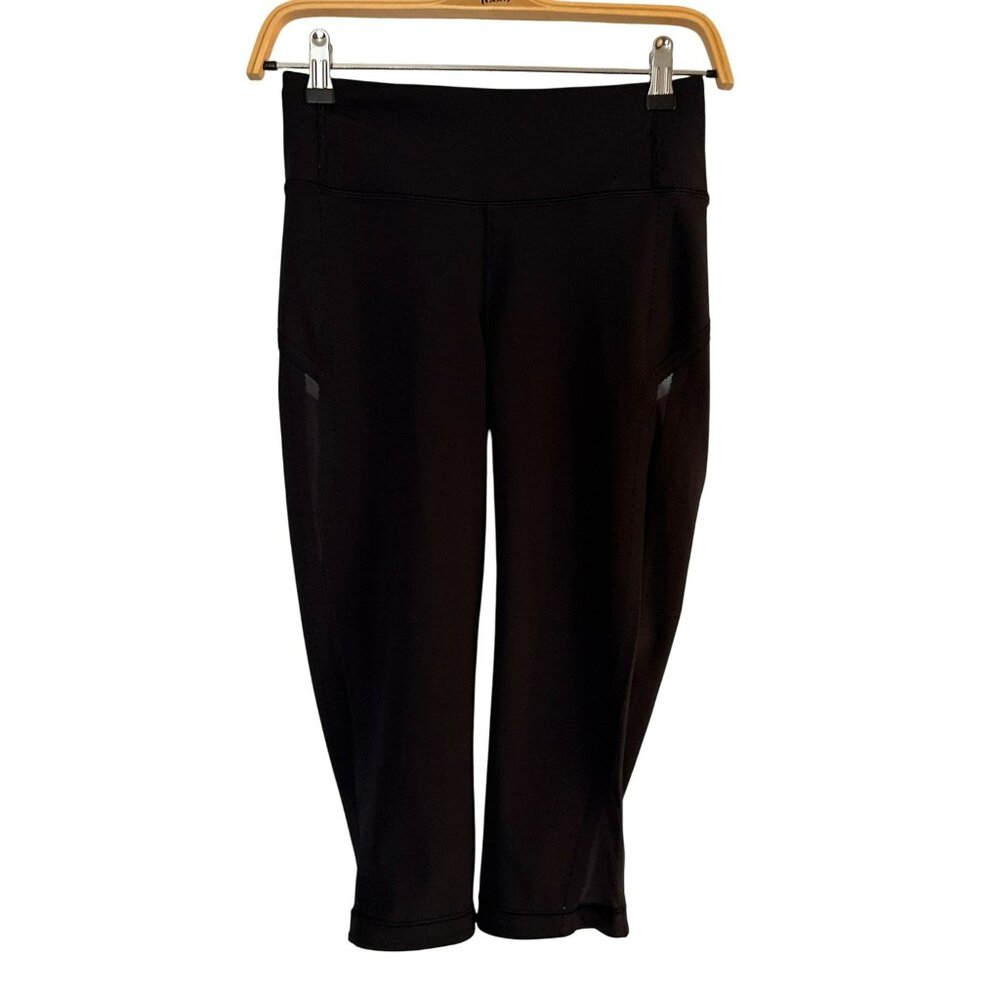 Lululemon Smooth Stride Black Cropped Leggings W6ACCS Size 4